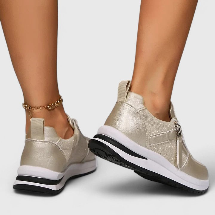 Elegant shoes in silver, gold, black and brown for women