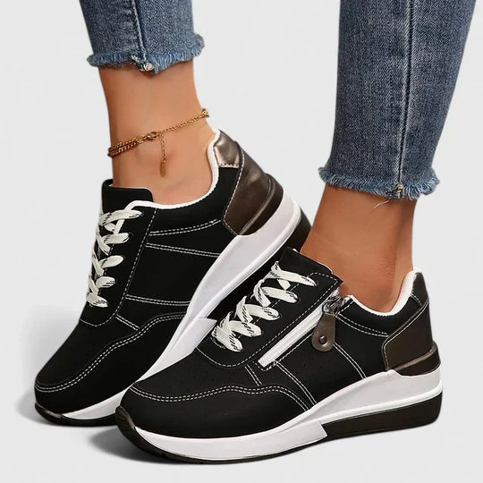 Comfort shoes in blue, black and gray for women
