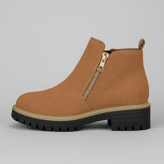 Comfort boots in six soft shades for women