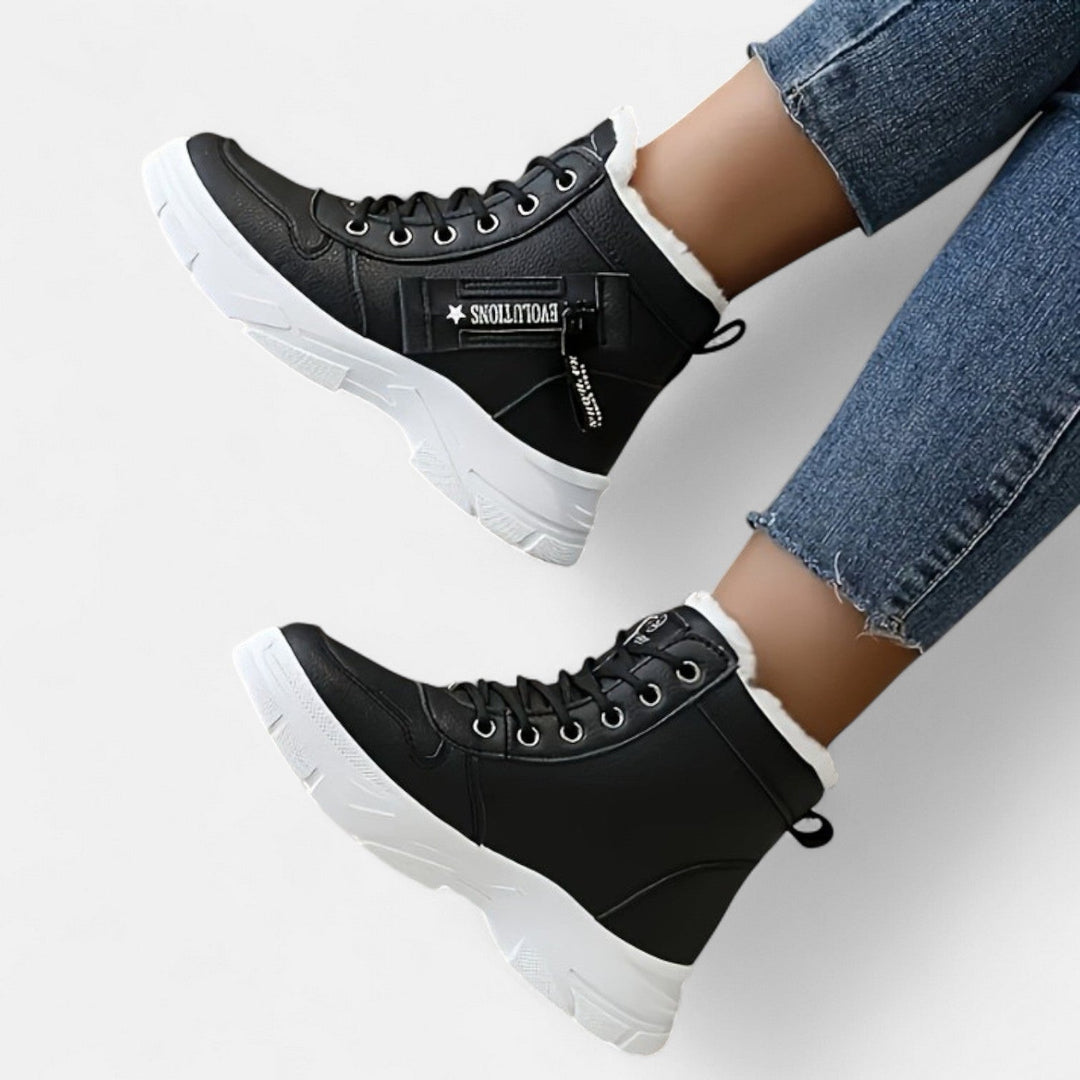 Cold weather boots in khaki, white and black for women