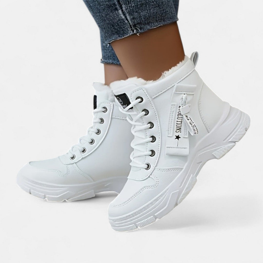 Cold weather boots in khaki, white and black for women
