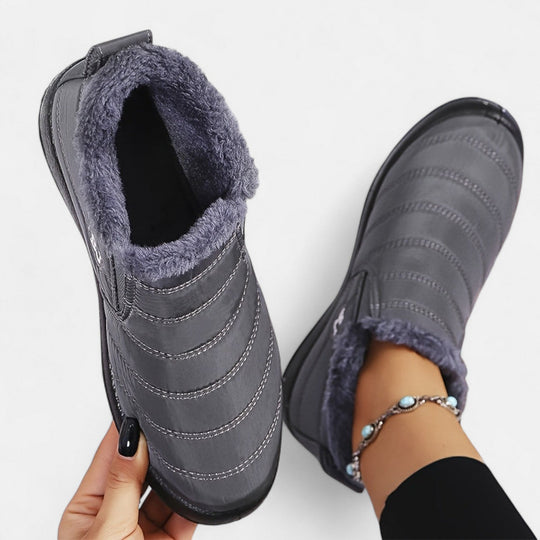Warm slip-on boots in seven colors for women