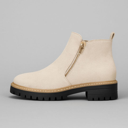 Comfort boots in six soft shades for women