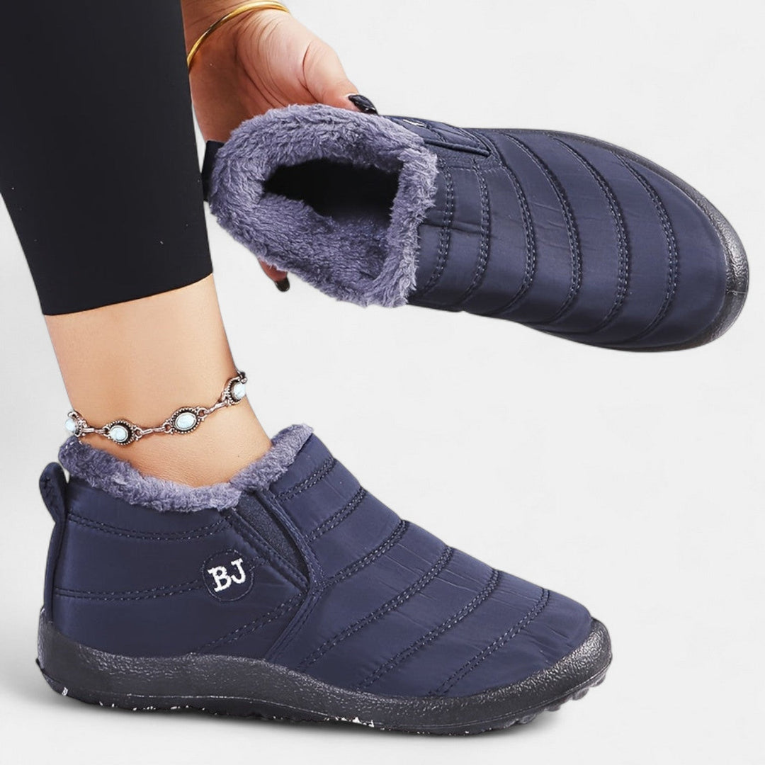 Warm slip-on boots in seven colors for women