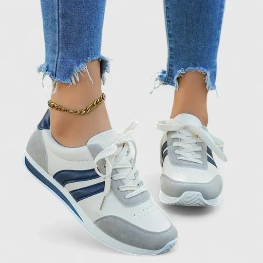 Comfort shoes in red and blue for women