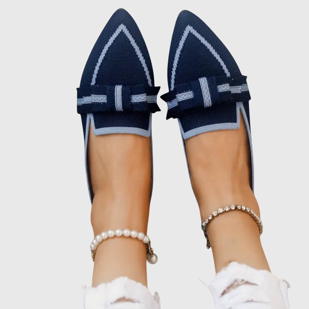 Comfort shoes in black, royal blue and white for women