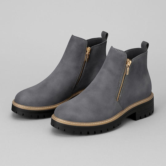 Comfort boots in six soft shades for women