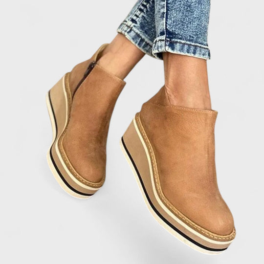 Elegant shoes in khaki, black, beige, brown and blue for women