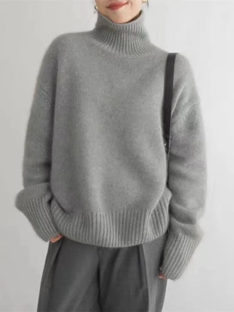 Sweater in beige, gray and khaki for women