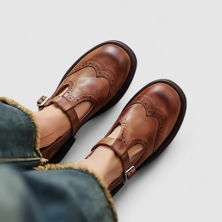 Classic Mary Jane shoes in black and brown for women