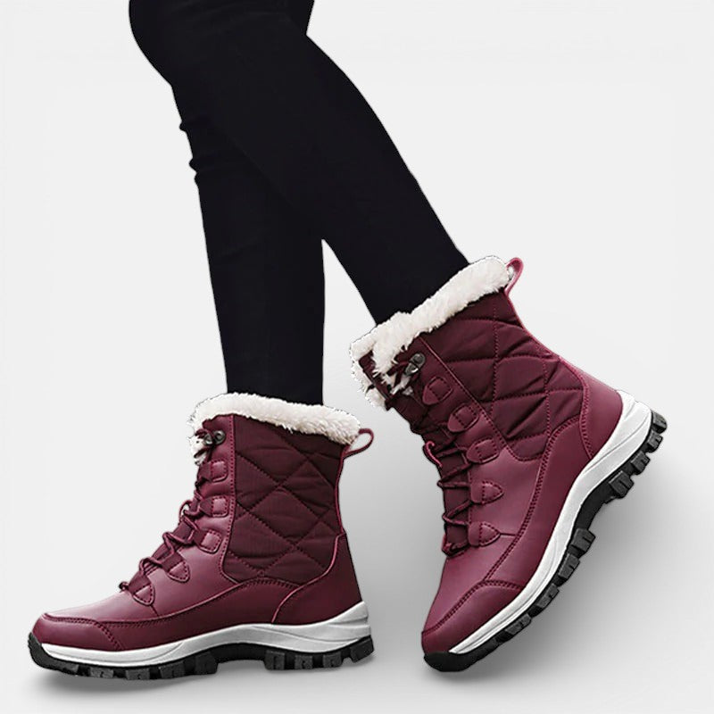 Winter boots in black, white and red for women