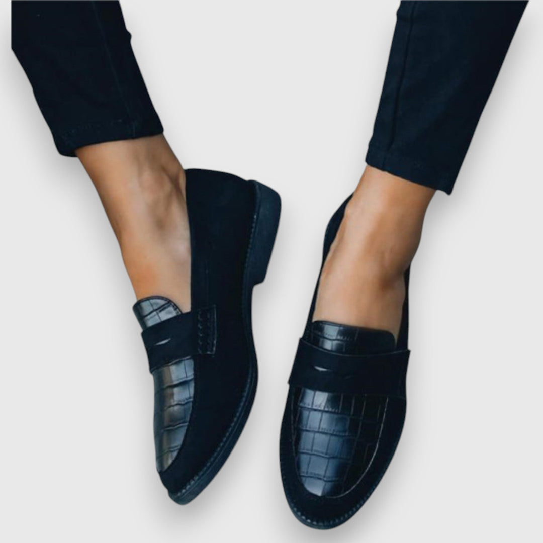 Black comfort loafers for women