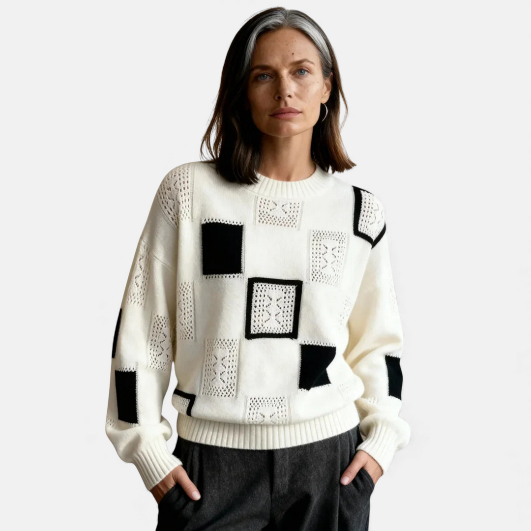 Cozy sweater in white, black and yellow for women