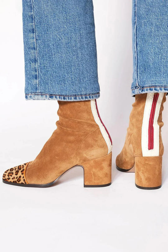 Elegant boots in six shades for women