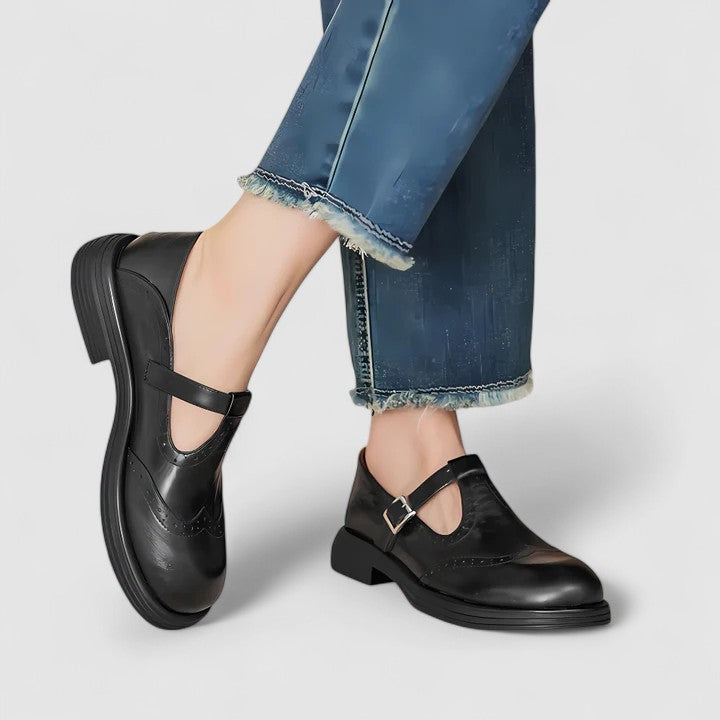 Classic Mary Jane shoes in black and brown for women