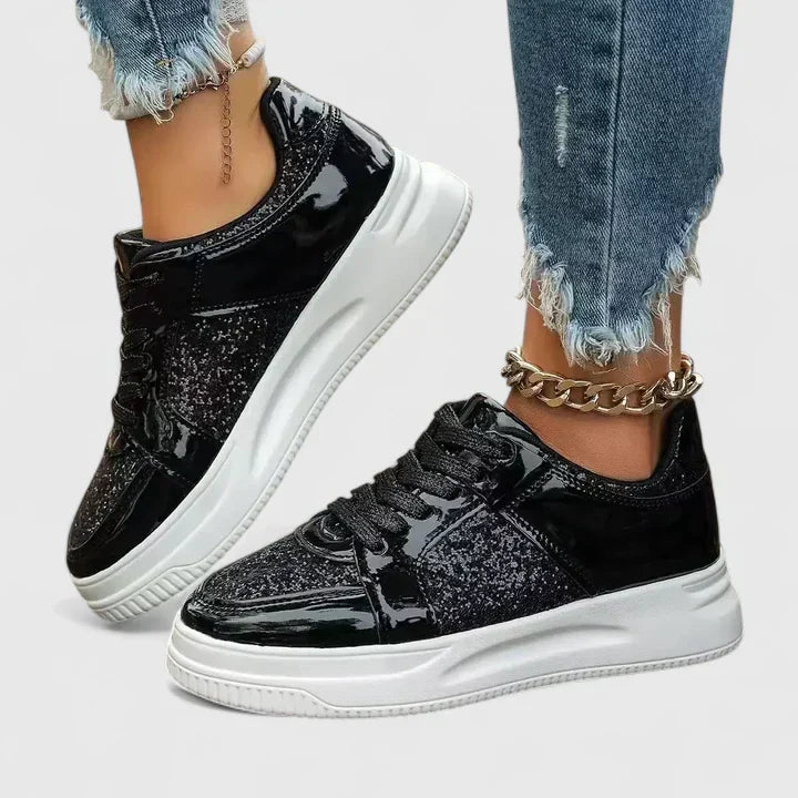 Comfort shoes in silver, gold, black and rose red for women