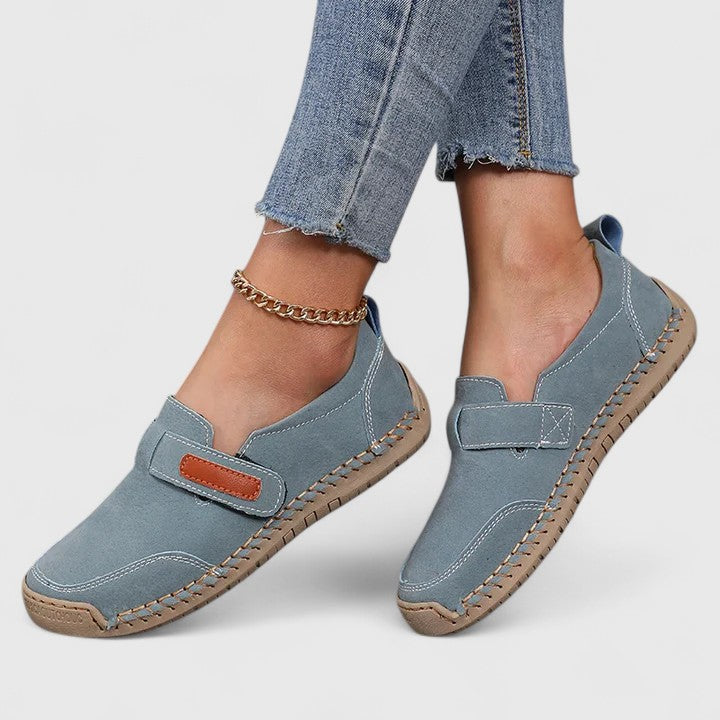 Comfort shoes in blue, khaki and green for women