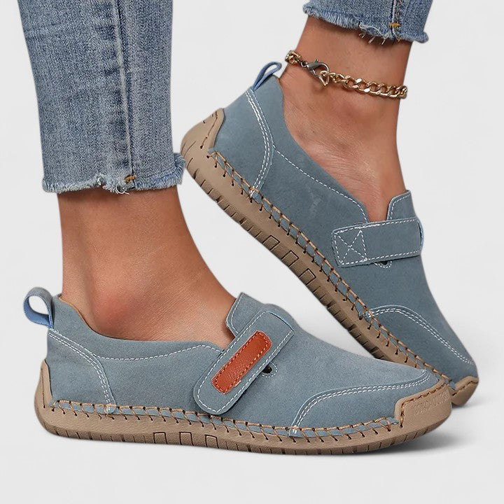 Comfort shoes in blue, khaki and green for women