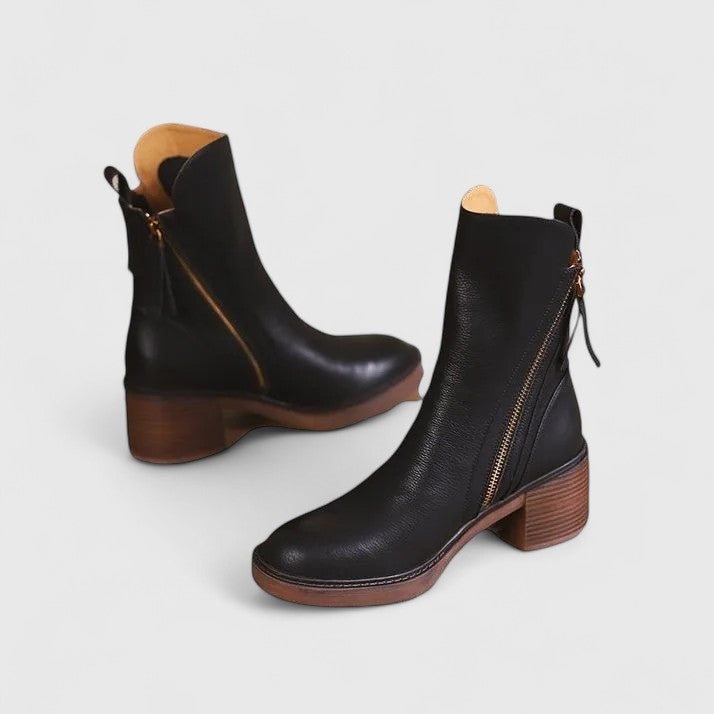 Refined everyday boots in black and brown for women