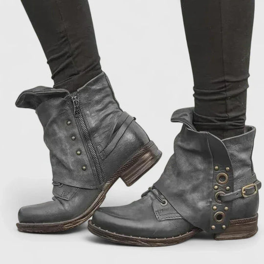 Comfort boots in gray, black and brown for women