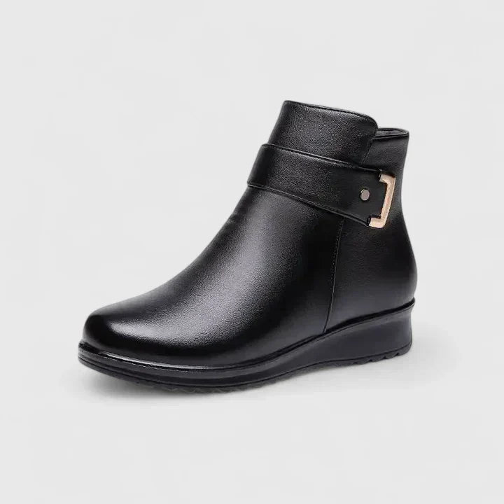 Comfort boots in two black colorways for women