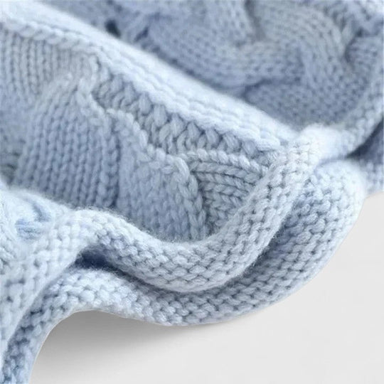 Knit sweater for women in beige or blue
