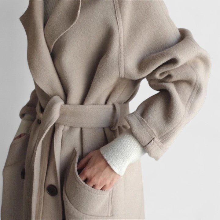 Elegant coat in beige, brown and black for women