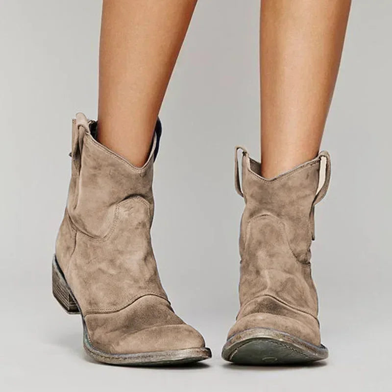 Cowboy boots in brown, black, blue, gray and pink for women