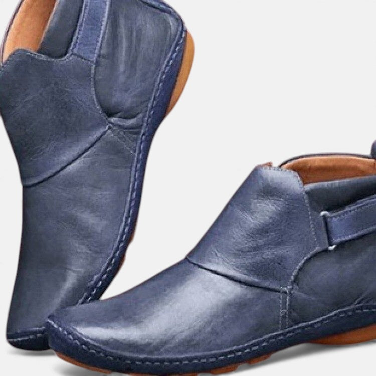 Ankle boots in red, brown, blue, gray and green for women