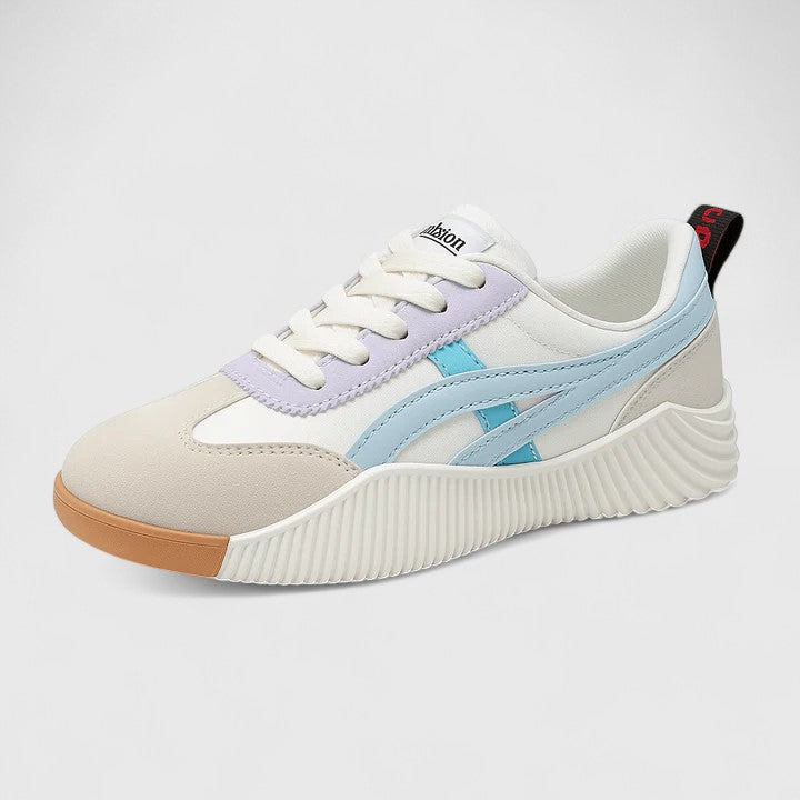 Comfort shoes in black and blue for women