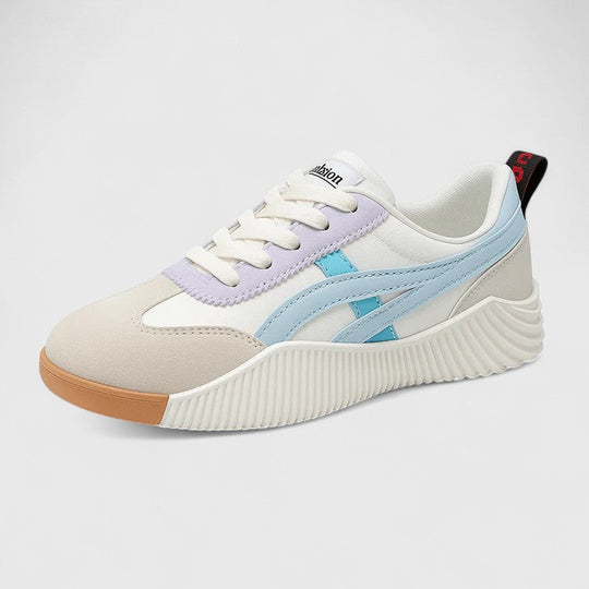 Comfort shoes in black and blue for women