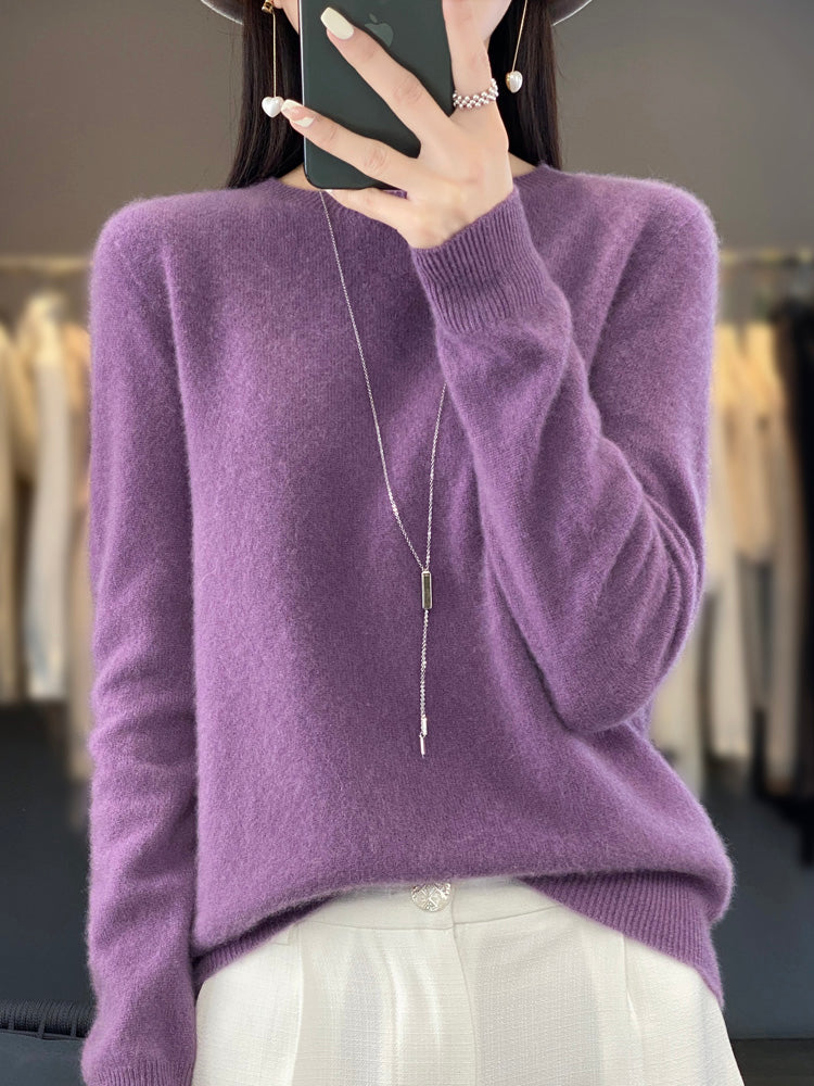Fine knit sweater in fourteen colors for women