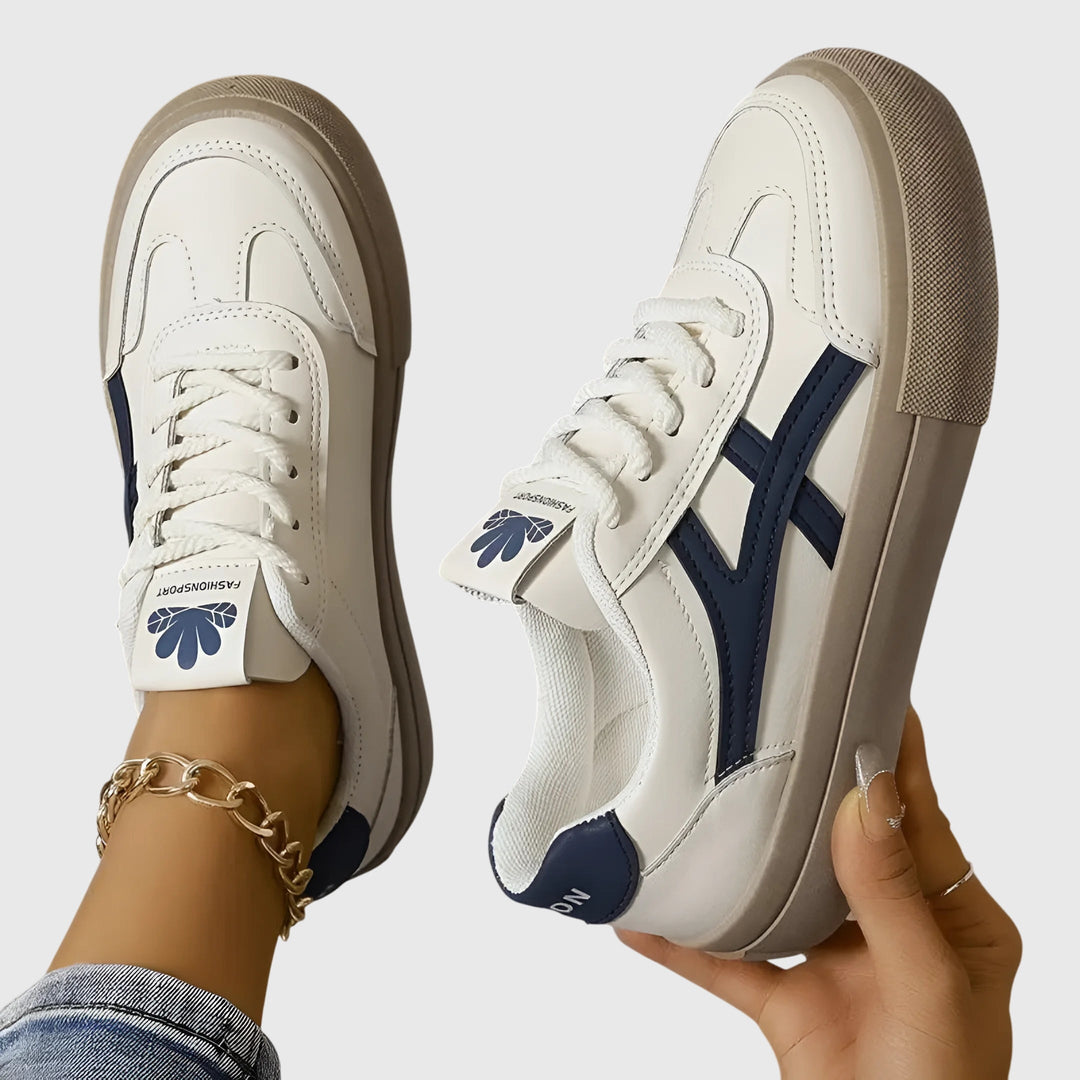 Comfort sneakers in blue and brown for women