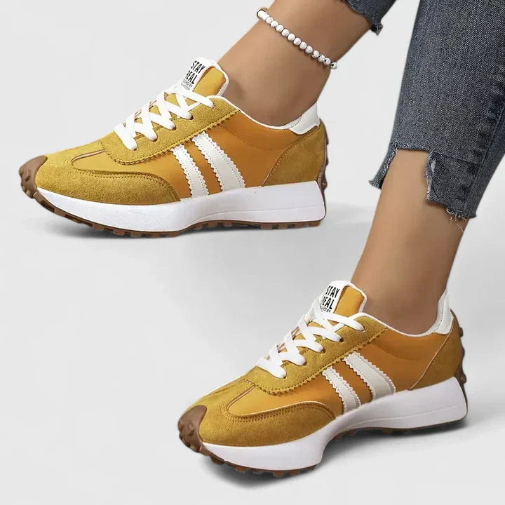Comfort sneakers in white, green, black and yellow for women