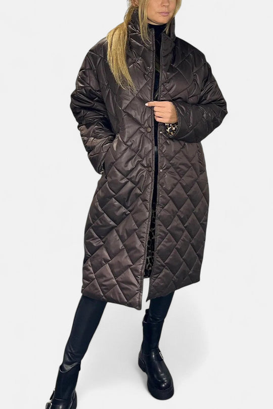 Quilted coat with leopard print lining for women