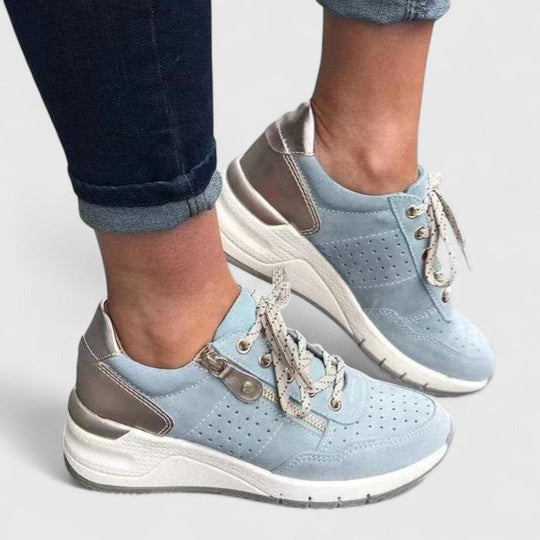 Comfort sneakers in gray, green, blue and black for women