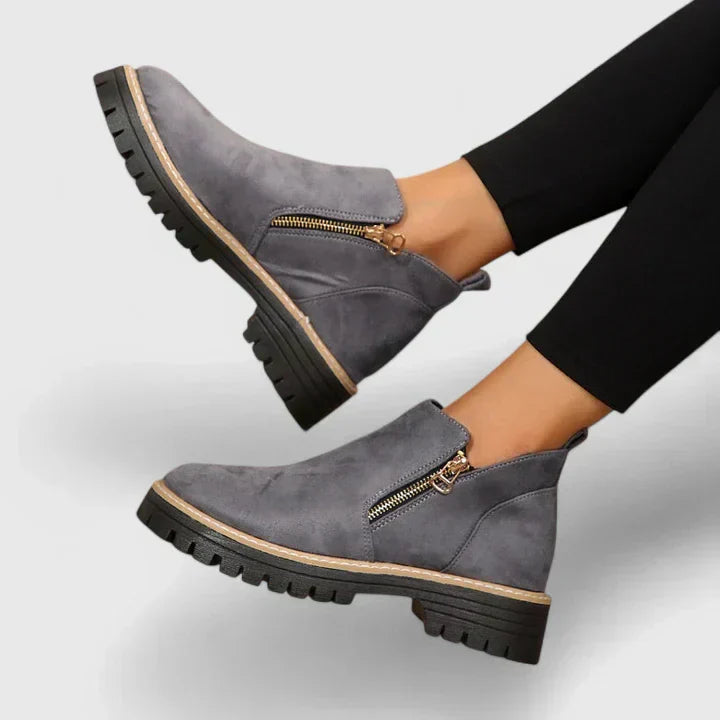 Comfort boots in six colors for women