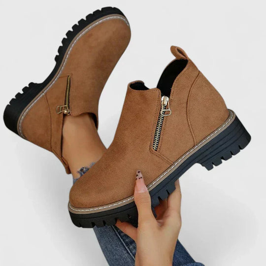 Comfort boots in six colors for women